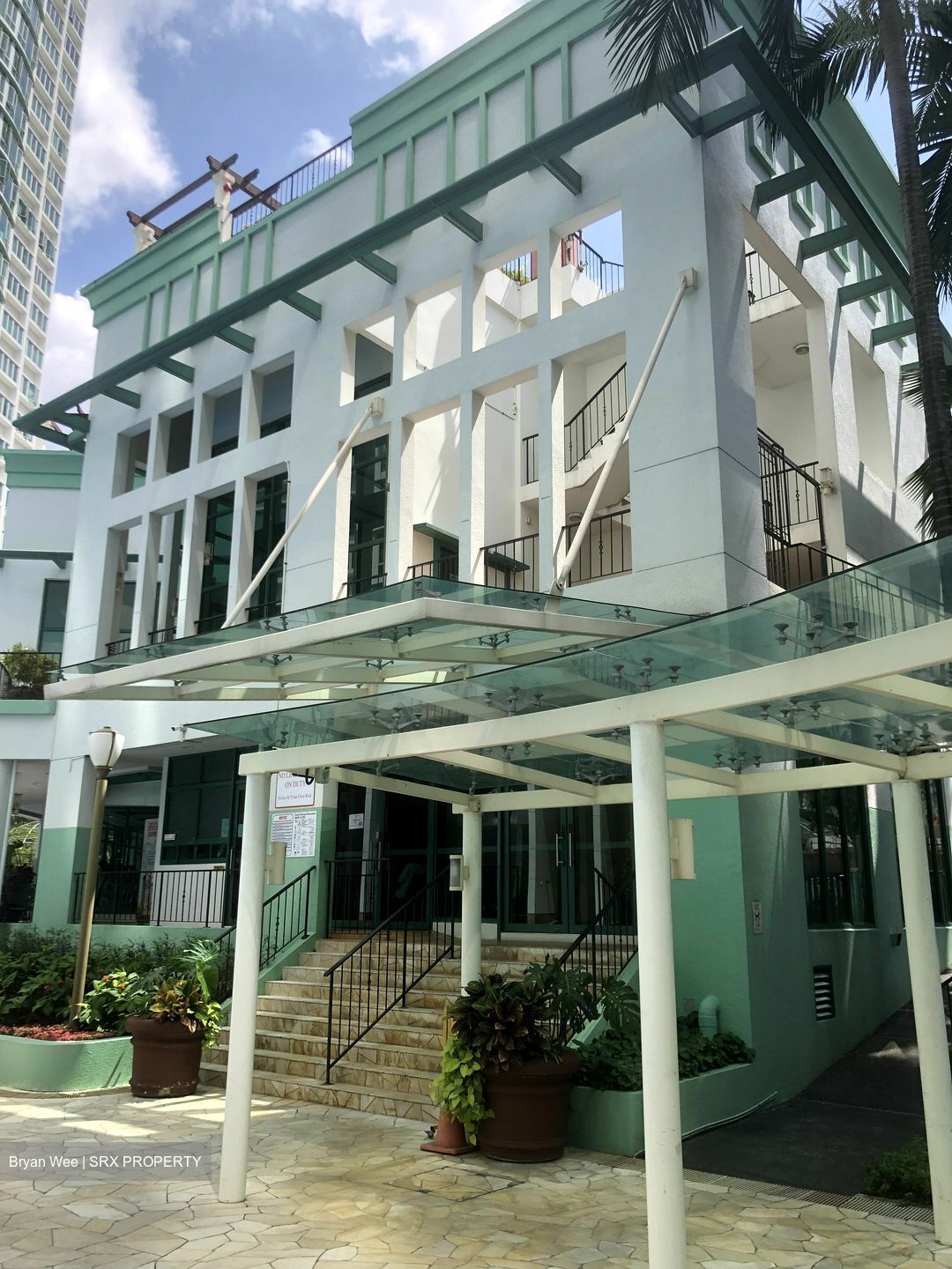 Queens (D3), Condominium #599619371